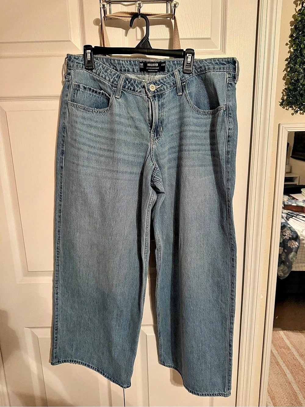 Hollister Low-Rise Super Baggy Jeans Blue Waist 14R